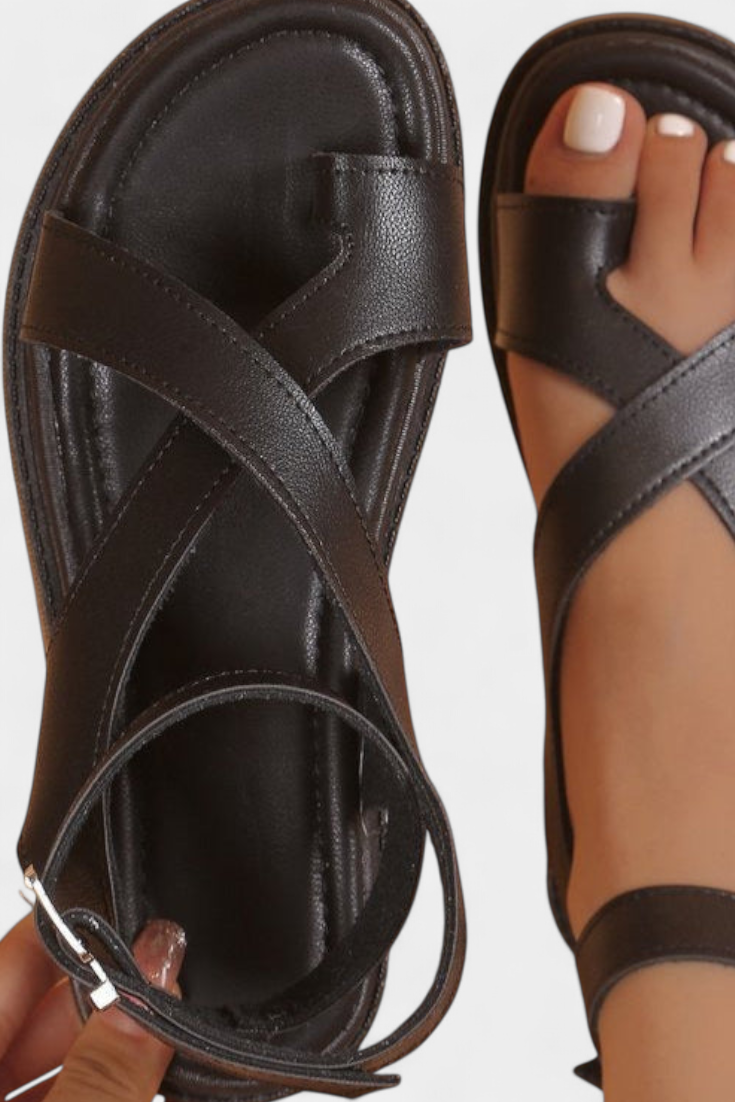 Estela Women's platform sandals with synthetic cross straps