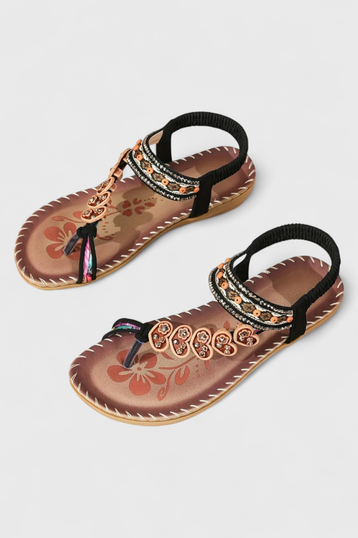 Liriana Comfortable sandals with elegant details