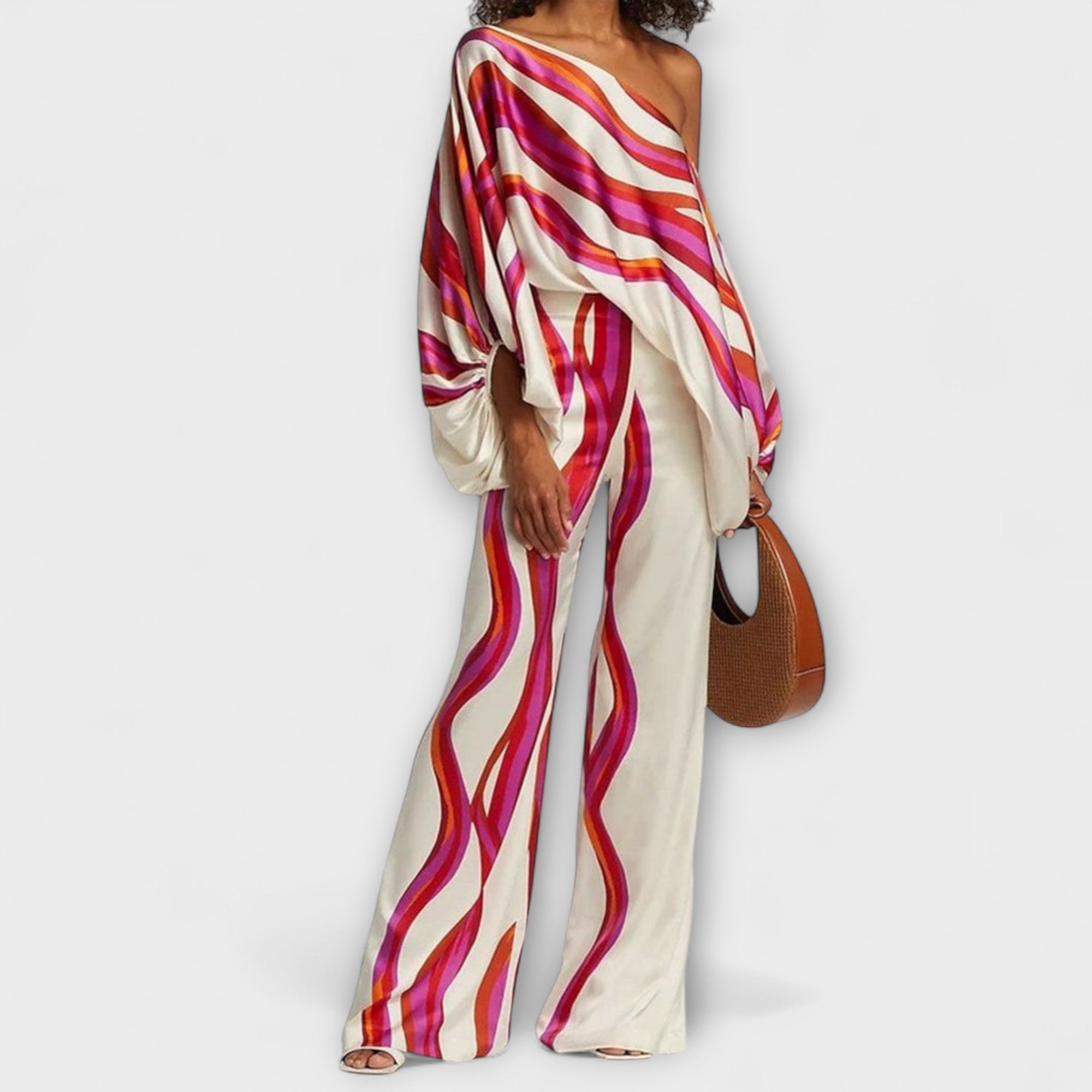 Greta - Summer set in two parts