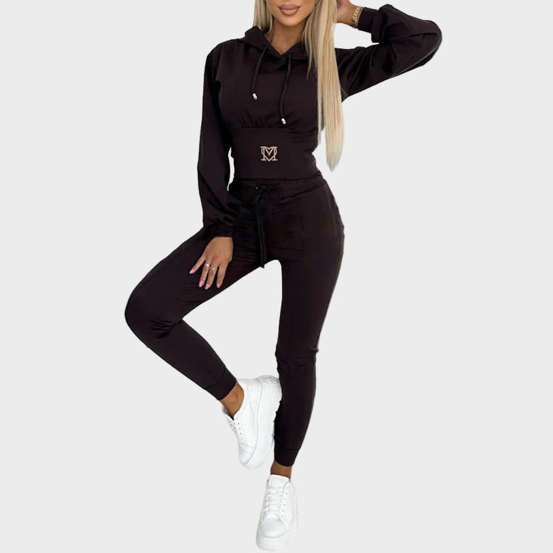 QUINN |Stylish and comfortable tracksuit set
