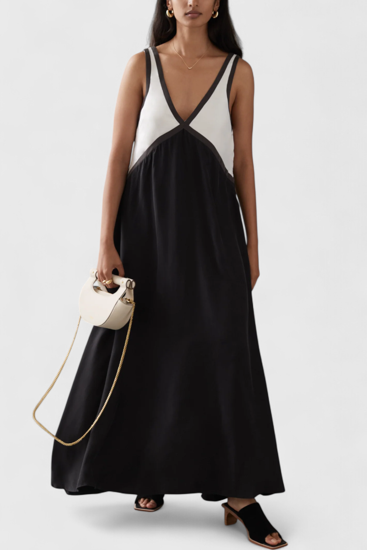 Diamond Boho Summer Dress with V Neckline