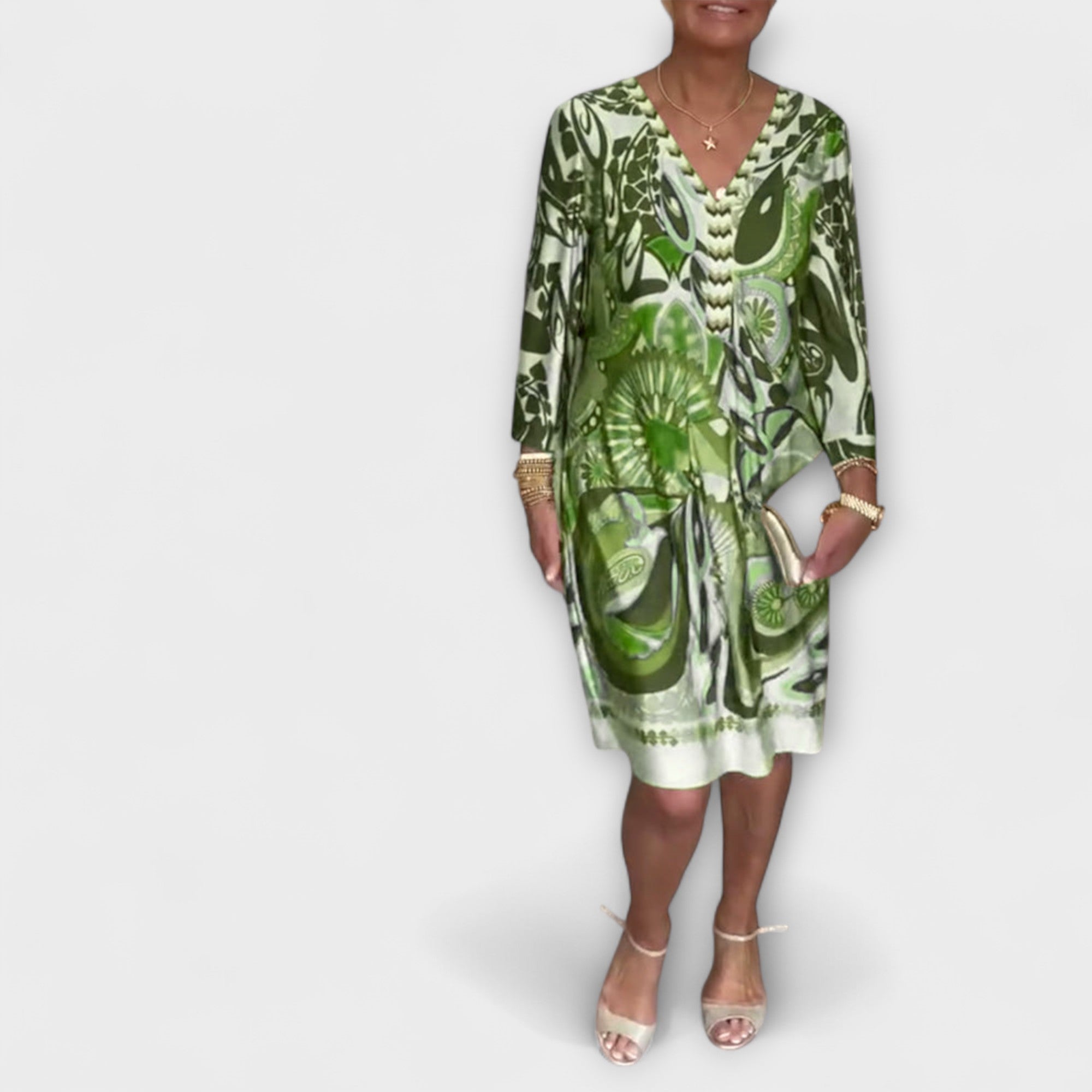 Loose Dress with V Neckline (Retro Design)