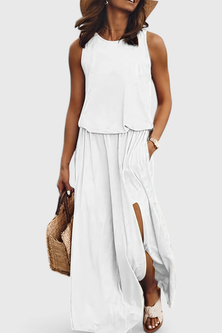 Dianne Sleeveless dress with side slit and loose silhouette